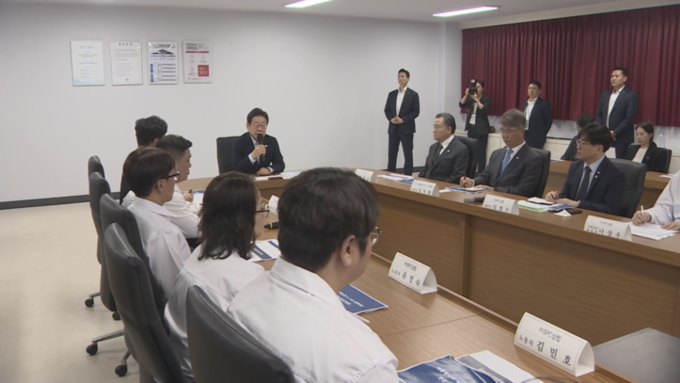 "이윤보다 인간" 소년공 출신 대통령, SPC 산재 간담회서 ‘안전사회’ 강조